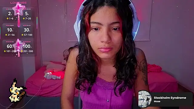 Lovelyamyy online show from December 2025 07:56:01 AM