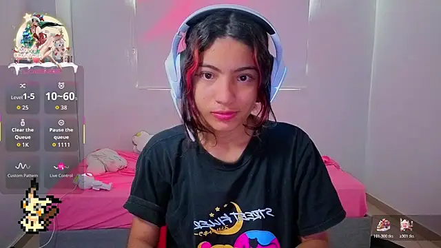 Lovelyamyy online show from December 2025 08:19:01 PM