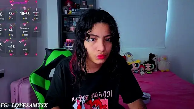 Lovelyamyy online show from June 2026 11:21:02 AM
