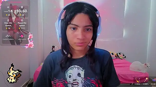 Lovelyamyy online show from February 2026 07:33:02 PM