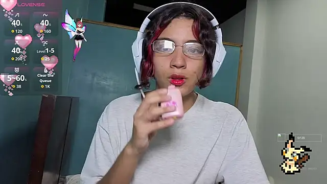 Lovelyamyy online show from November 2025 03:45:01 AM