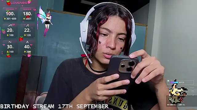 Lovelyamyy online show from September 2025 05:19:02 AM