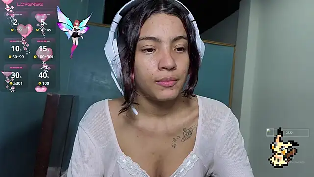 Lovelyamyy online show from November 2025 02:26:02 AM