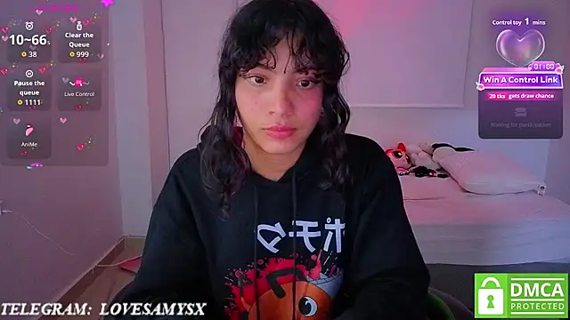 Lovelyamyy online show from April 2026 06:31:02 AM