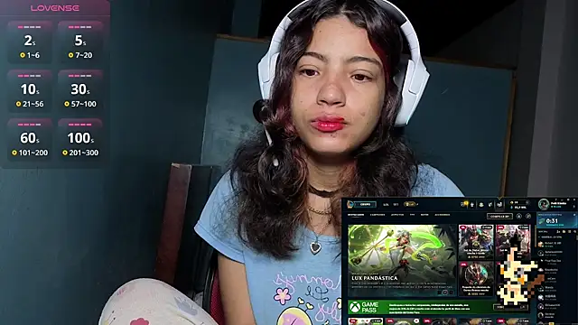 Lovelyamyy online show from November 2025 11:47:01 AM