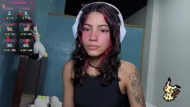 Lovelyamyy online show from October 2025 03:59:02 PM