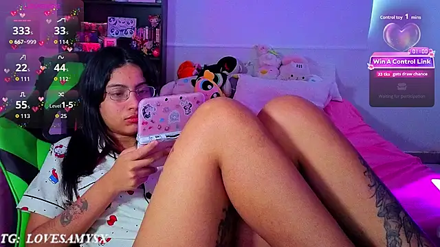 Lovelyamyy online show from June 2026 03:06:02 PM