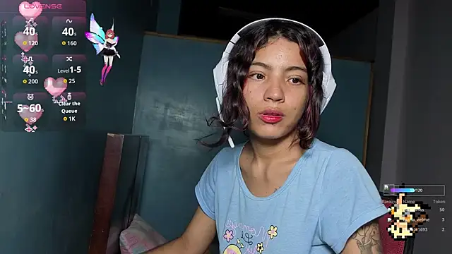 Lovelyamyy online show from November 2025 09:48:02 AM