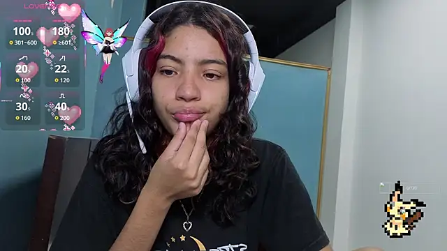 Lovelyamyy online show from October 2025 01:54:02 PM