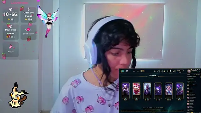 Lovelyamyy online show from February 2026 01:11:02 PM