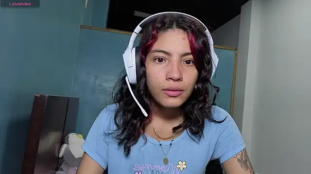 Lovelyamyy online show from October 2025 03:19:01 AM