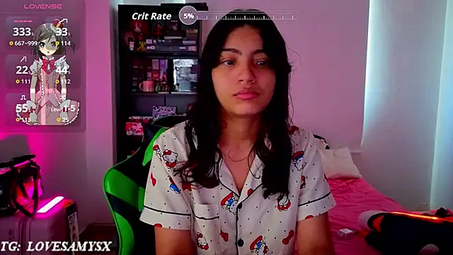 Lovelyamyy online show from June 2026 02:23:01 PM