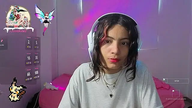 Lovelyamyy online show from November 2025 05:35:01 PM