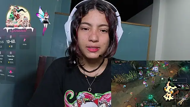 Lovelyamyy online show from November 2025 11:08:01 PM