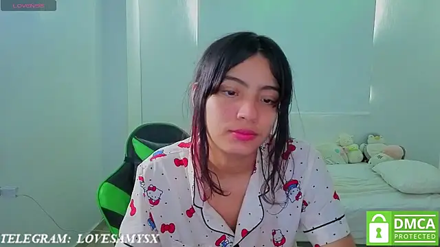 Lovelyamyy online show from April 2026 09:09:02 PM