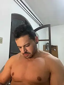 Snapshot of Lucasfit24 chatting on March 2025 11:49:02 AM Lucasfit24 online show from March 2025 11:49:02 AM