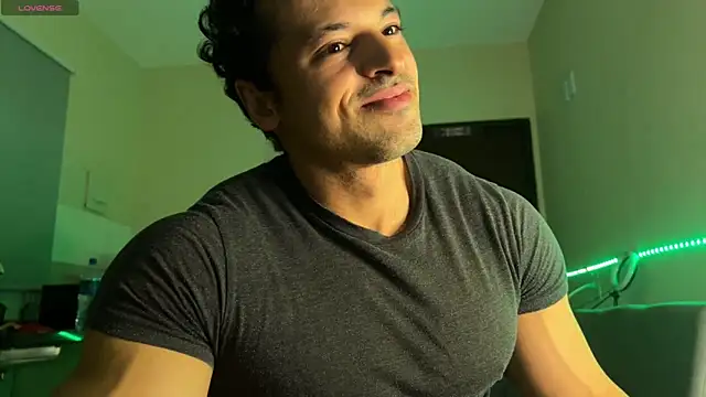 Lucasfit24 online show from April 2026 04:26:01 AM
