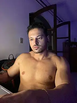 Snapshot of Lucasfit24 chatting on March 2025 02:42:02 AM Lucasfit24 online show from March 2025 02:42:02 AM