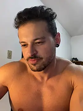 Snapshot of Lucasfit24 chatting on March 2025 12:08:01 AM Lucasfit24 online show from March 2025 12:08:01 AM