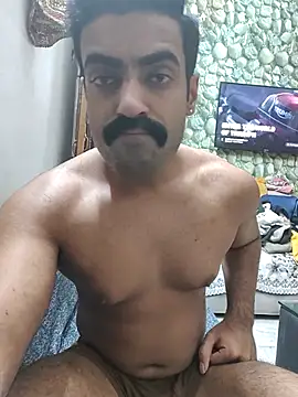 vaibhavchugh38 online show from February 2025 12:36:02 PM