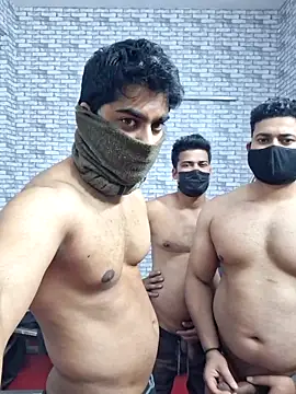 vaibhavchugh38 online show from January 2026 07:12:01 PM