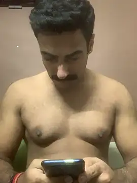 vaibhavchugh38 online show from January 2025 10:49:01 AM