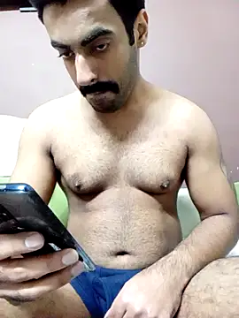 vaibhavchugh38 online show from January 2025 08:49:02 PM