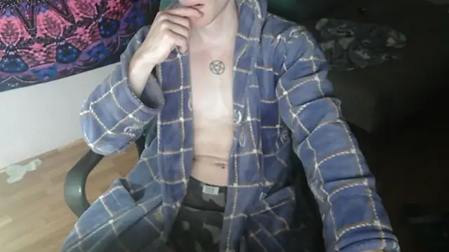 Snapshot of johnny_positive chatting on September 2025 03:45:02 PM johnny positive online show from September 2025 03:45:02 PM
