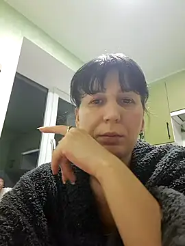 Roxolana3023 online show from January 2025 11:30:01 PM