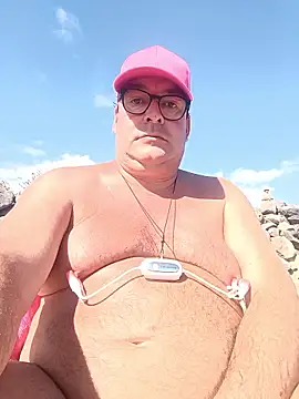 MountJohnXL online show from November 2025 02:23:01 PM