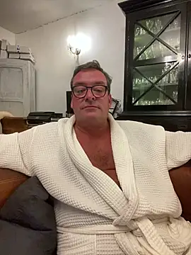 MountJohnXL online show from April 2026 10:17:02 PM