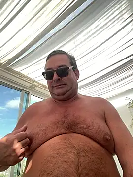 MountJohnXL online show from May 2026 04:32:02 PM