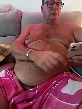 MountJohnXL online show from March 2026 02:09:01 AM