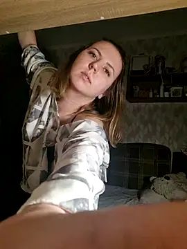 Melenka online show from February 2025 01:14:01 AM