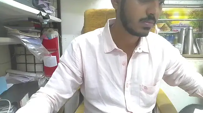 cute modell online show from February 2025 01:07:01 PM