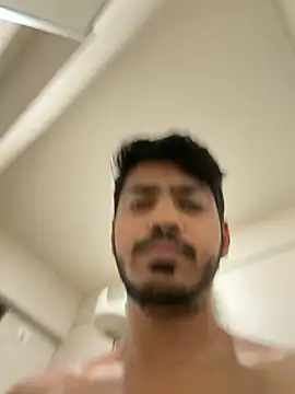 cute modell online show from December 2025 04:57:02 AM