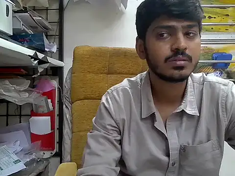 cute modell online show from November 2025 12:09:01 PM