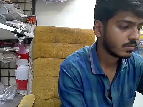 cute modell online show from October 2025 12:28:02 PM