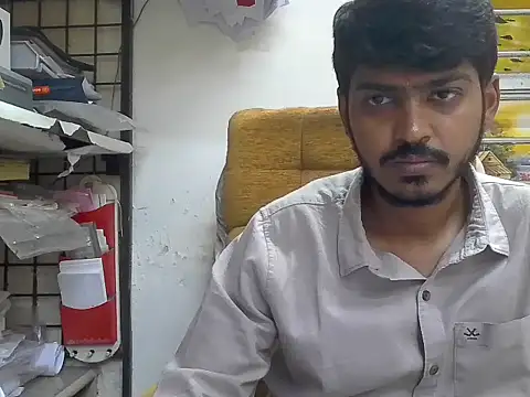 Snapshot of cute_modell chatting on January 2026 12:31:02 PM cute modell online show from January 2026 12:31:02 PM