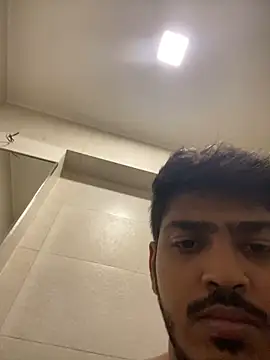 cute modell online show from October 2025 04:42:01 PM