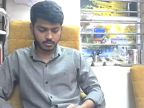 Snapshot of cute_modell chatting on February 2026 12:43:02 PM cute modell online show from February 2026 12:43:02 PM