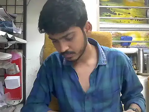 cute modell online show from November 2025 11:58:02 AM