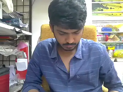 cute modell online show from November 2025 11:59:02 AM