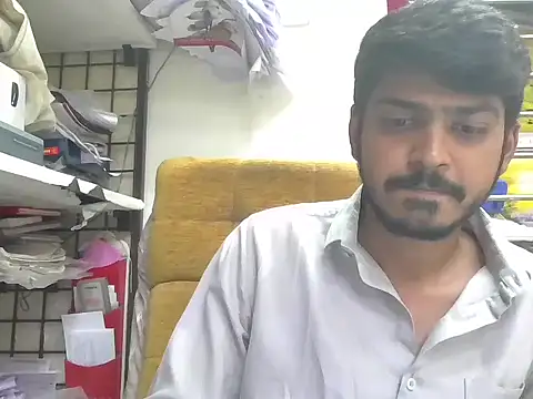 cute modell online show from December 2025 12:10:01 PM