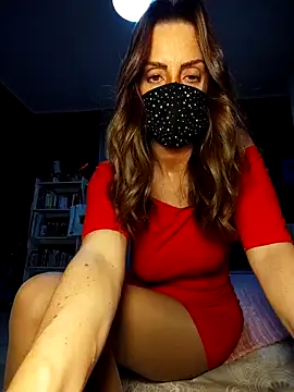 Akemi rossi online show from April 2026 07:07:02 PM