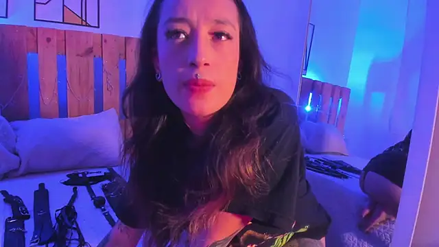 coral jonesss online show from March 2026 03:57:02 PM