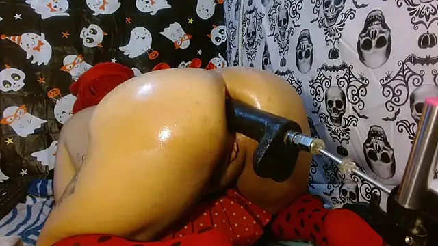 kattislut77 online show from October 2025 07:14:01 PM