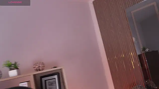 CleeoAdams  online show from April 2026 05:26:02 AM