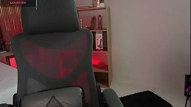 CleeoAdams  online show from January 2026 04:52:02 AM