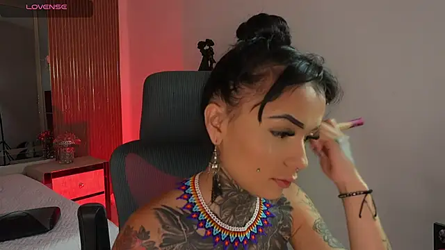 CleeoAdams  online show from January 2026 05:01:01 AM